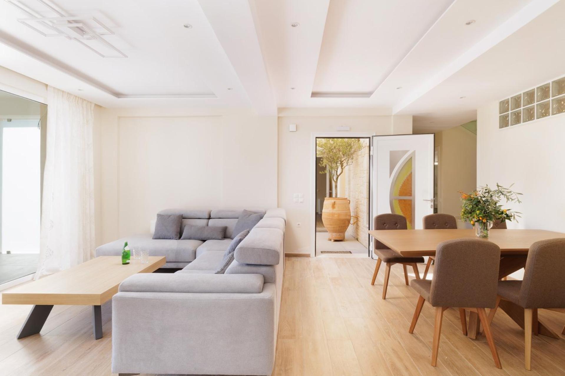 Villa Alena By
